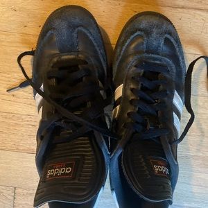 Boys/ Men size 7 sambas - worn but in great condition.